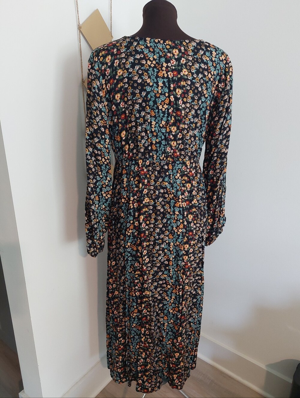 Angie Floral Maxi Dress - Picture 3 of 7
